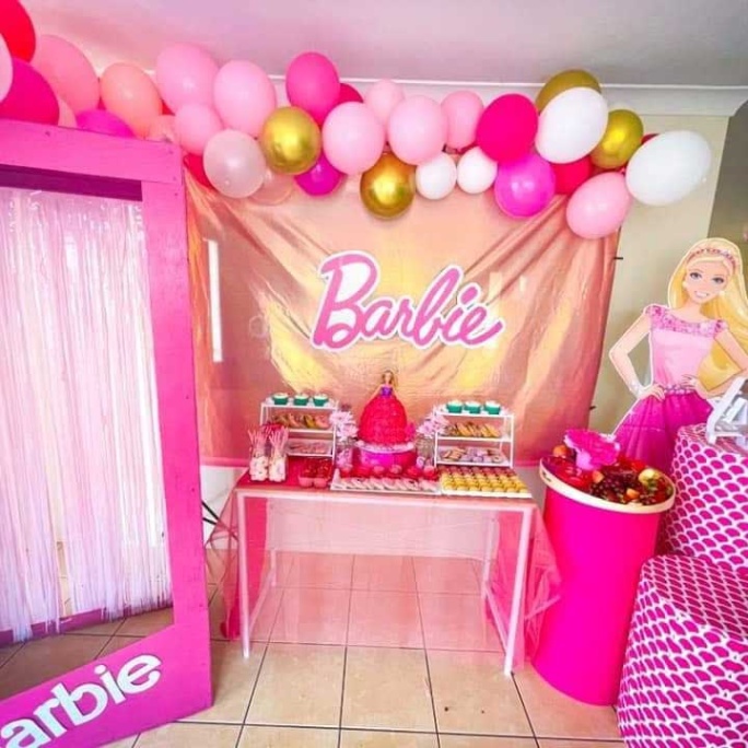 Niche Utama 1 How To Put Together A Barbie Birthday Party - DIY Party Central