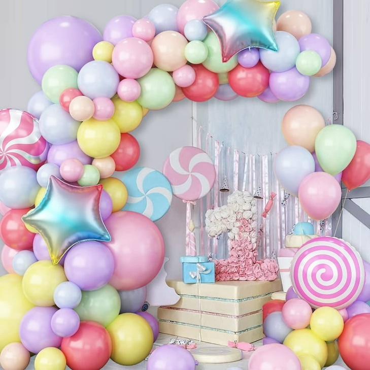 Niche Utama 2 AYUQI Candy Birthday Party Decorations, Donut Birthday Party Supply, Candy  Windmill Foil Balloon For Girls Kids Women Candy Lollipop Party