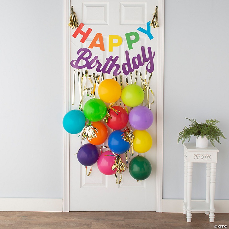 Niche Utama 2 Happy Birthday Door Decorating Kit -  Pc.