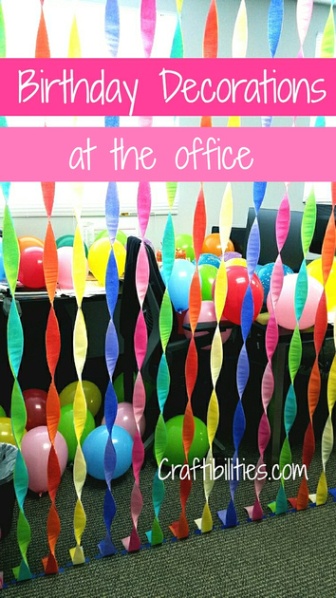 Niche Utama 2 MORE Birthday Decorating At The OFFICE - Fun Cubical / Desk Ideas