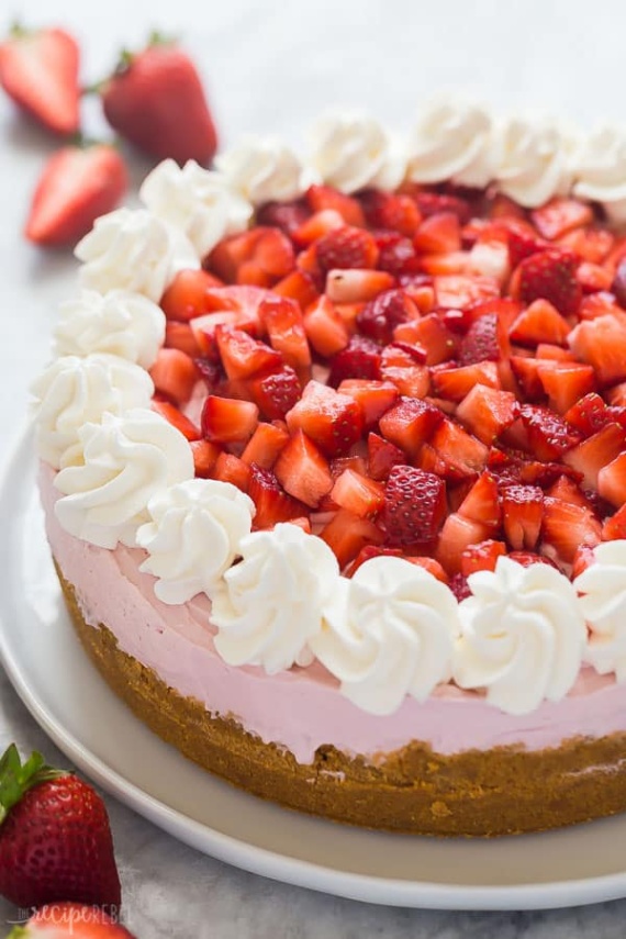 Niche Utama 2 No Bake Strawberry Cheesecake